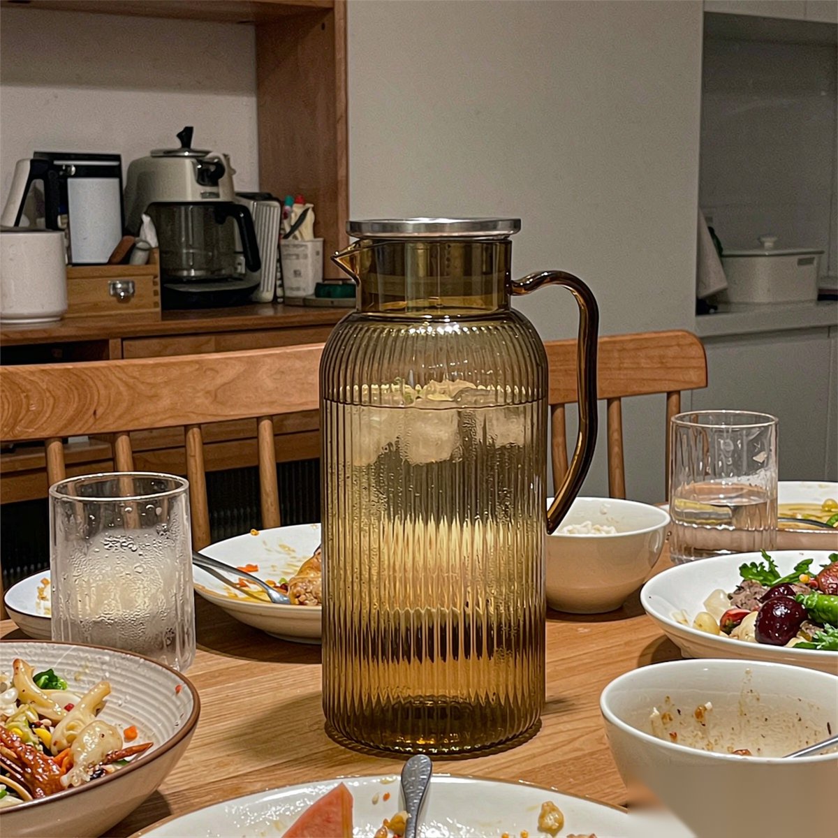 BY-9195A unbreakable PC full-handle water pitcher (tea) - set on a dining table for dinner
