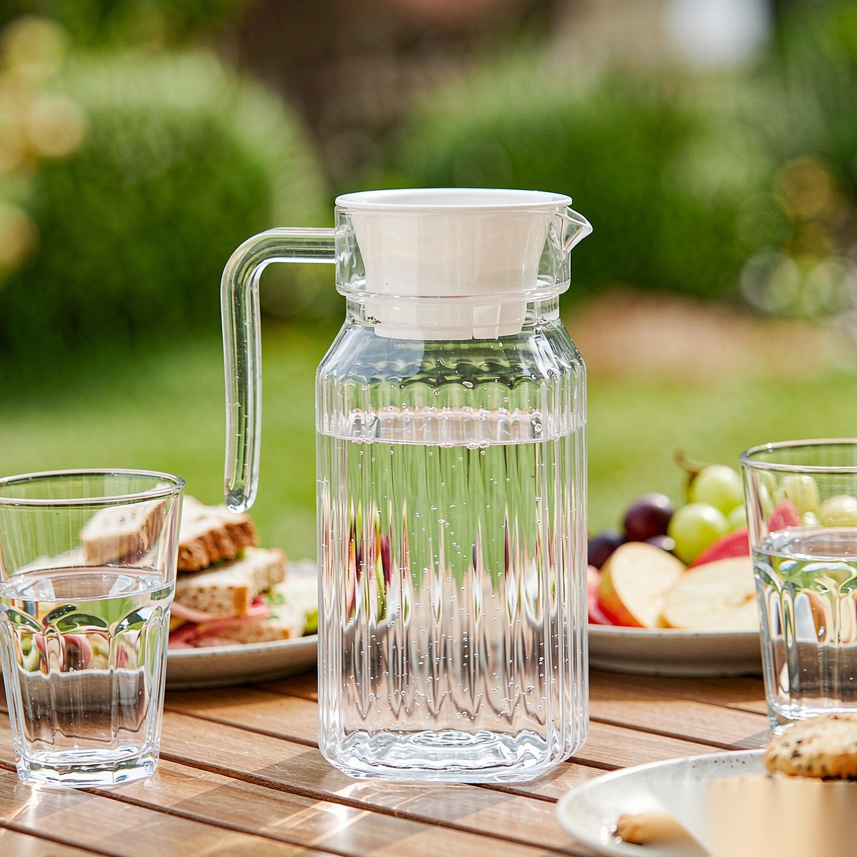 BY-9141D unbreakable PC water pitcher - ready for an outdoor picnic