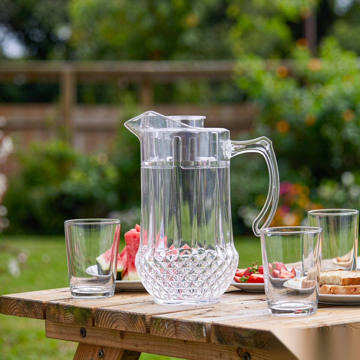 BY-9163 unbreakable PC water pitcher - ready for an outdoor picnic