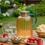 BY-9196A unbreakable PC full-handle water pitcher (tea) - ready for an outdoor picnic