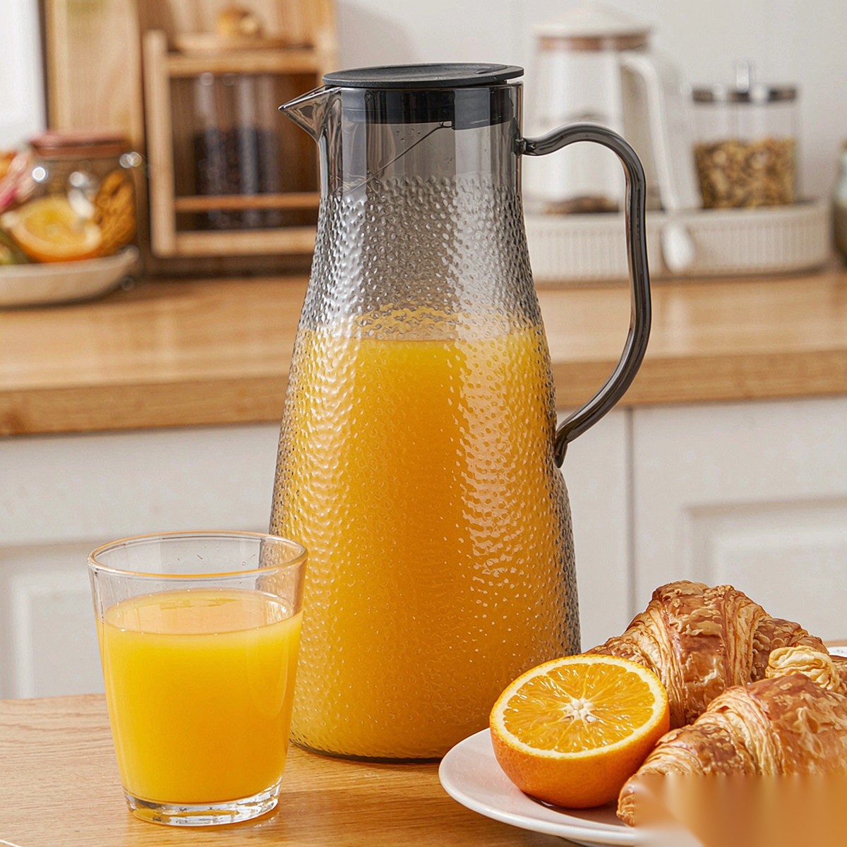 BY-9191A unbreakable PC full-handle water pitcher (gray) - serving chilled juice at breakfast