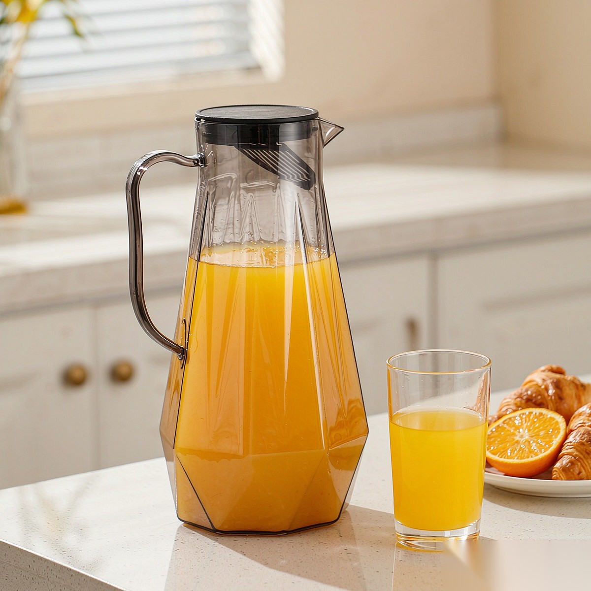 BY-9192A unbreakable PC full-handle water pitcher (gray) - serving chilled juice at breakfast