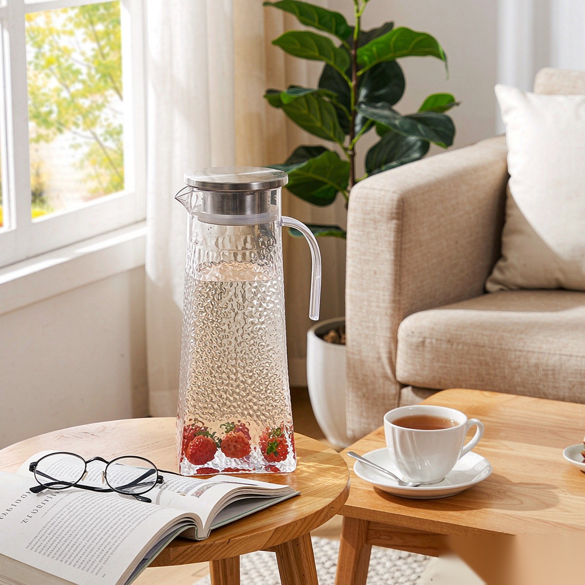 BY-9168 unbreakable PC stainless steel handle water pitcher (tea) - in use for afternoon tea