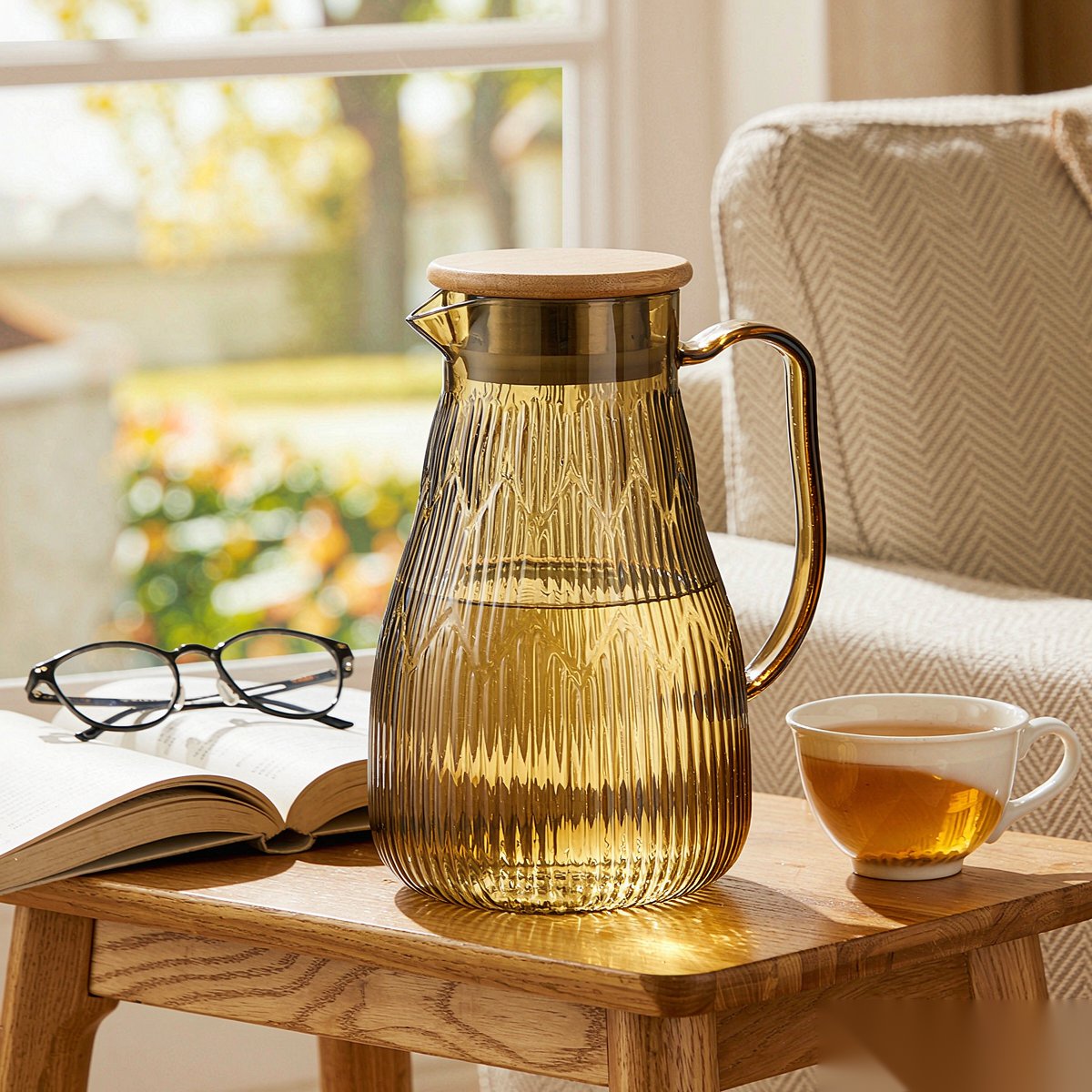 BY-9193B unbreakable PC full-handle water pitcher (tea) - in use for afternoon tea