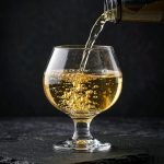 detail BY 9912F elsjoy acrylic brandy snifter 170ml clear transparent glass pouring dynamic 6
