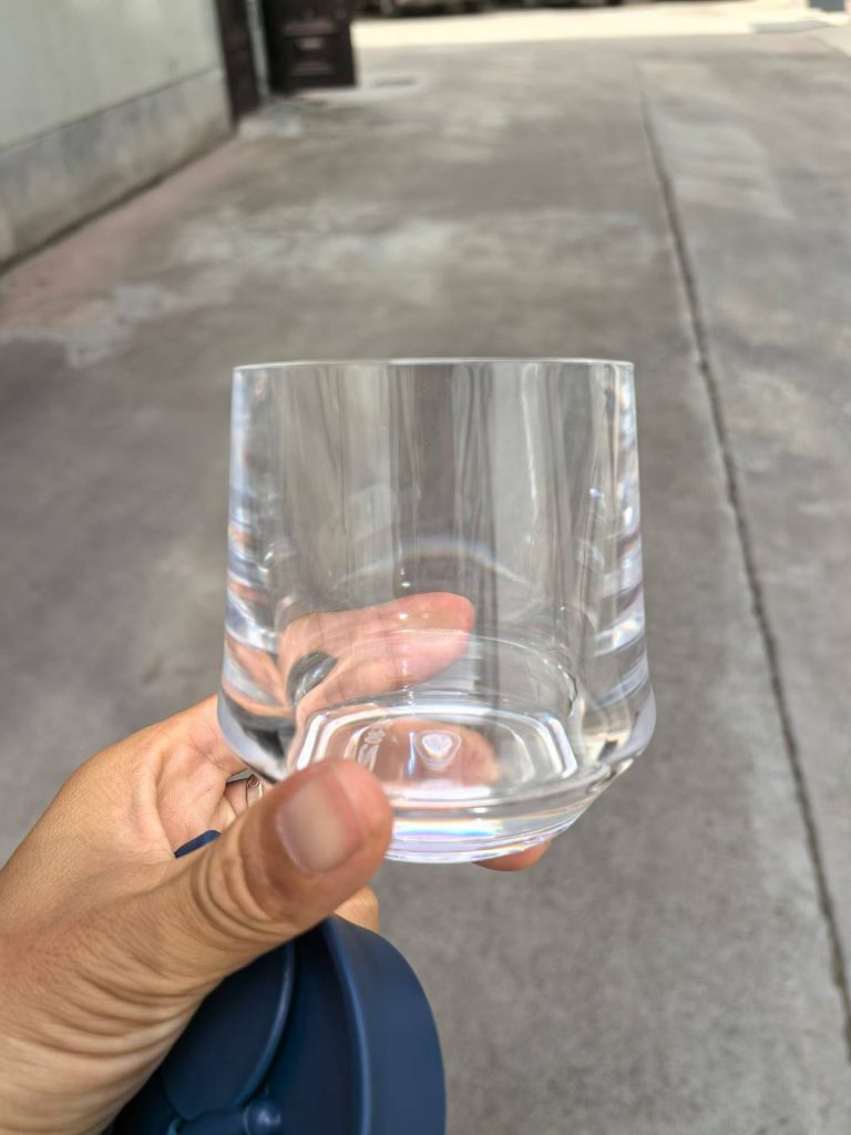 detail custom logo green acrylic shot glass promotional cup for restaurant 1