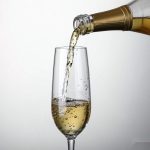 main BY 9914B elsjoy acrylic champagne flute 210ml clear transparent glass pouring dynamic 6