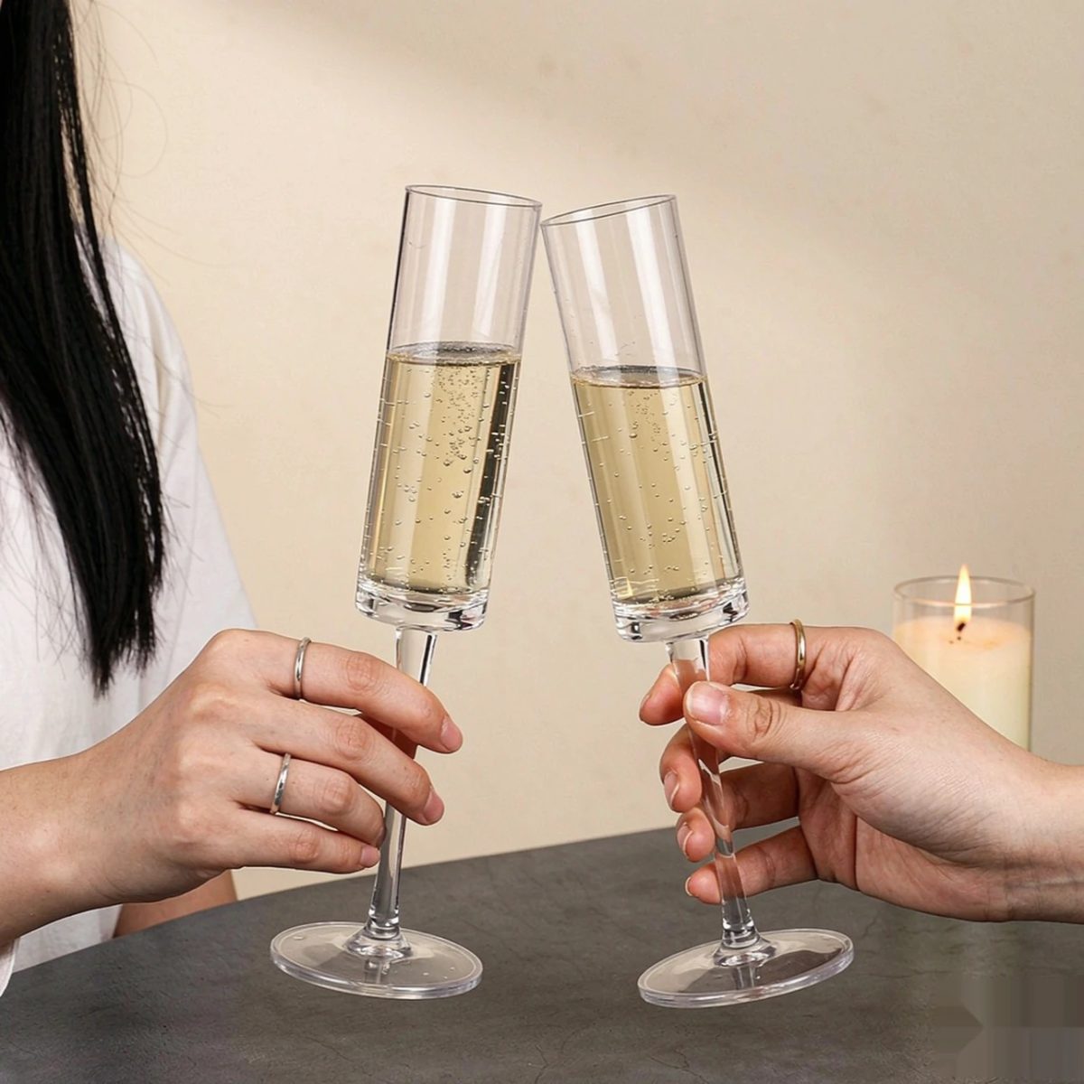 BY-9915 PC champagne flute in handheld toasting