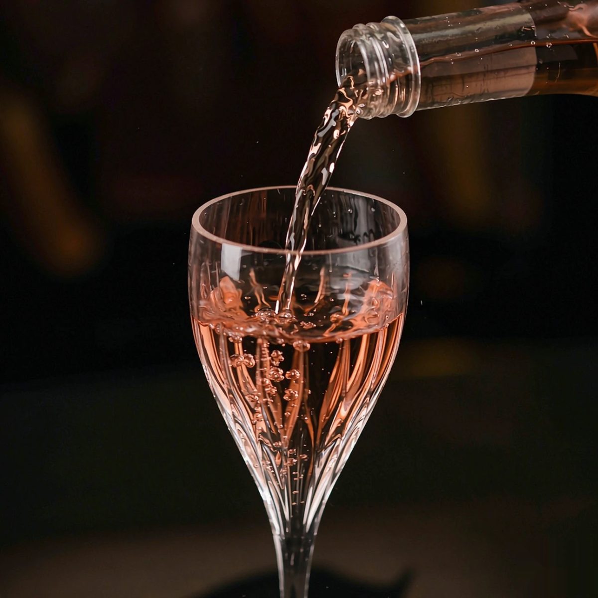 BY-9919-2 Acrylic wine goblet in pouring action shot