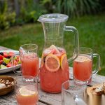 detail 03 by 9310a elsjoy acrylic juice pitcher 1600ml trans std outdoor picnic scene
