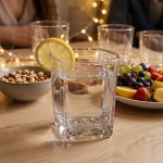detail 04 by 8007 elsjoy acrylic bar drink glass trans std home party table scene