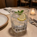 detail 06 by 8007 elsjoy acrylic bar drink glass trans std restaurant table scene