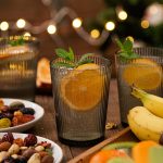 detail 06 by 8018 elsjoy acrylic striped tumbler cup 278ml gray std friends gathering scene