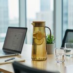 detail 06 by 9160a elsjoy acrylic water pitcher 1500ml tea wood office meeting scene