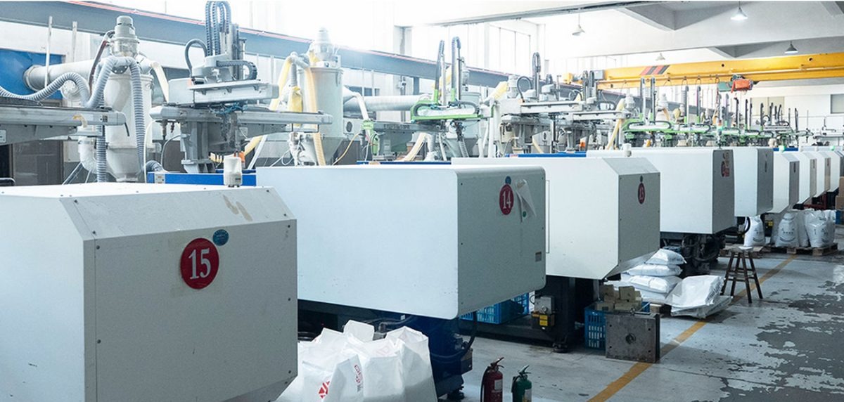 Injection molding production line