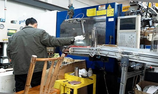 Injection molding production line at Benyang factory